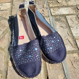 White Mountain Navy Blue Espadrille Flats with Studded Design